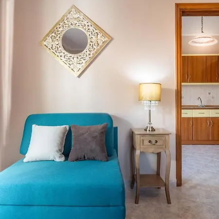 Διαμέρισμα Family House Nikos *