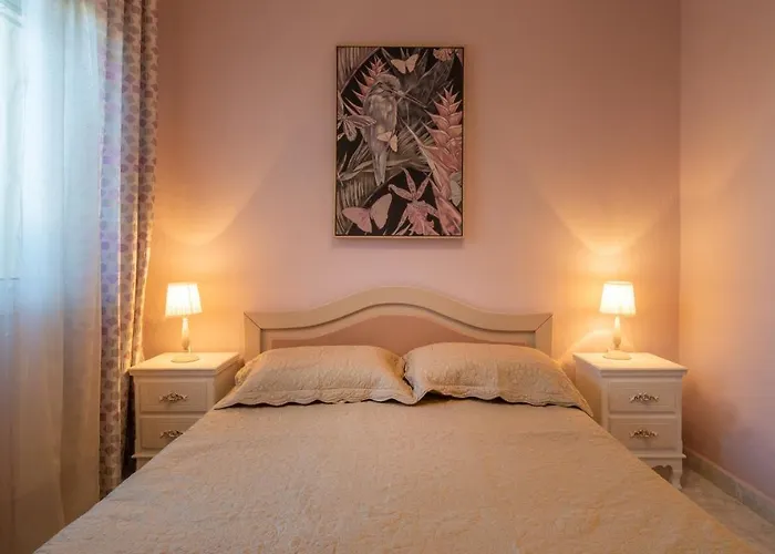 Family House Nikos Apartamento